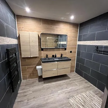 Maison Guy